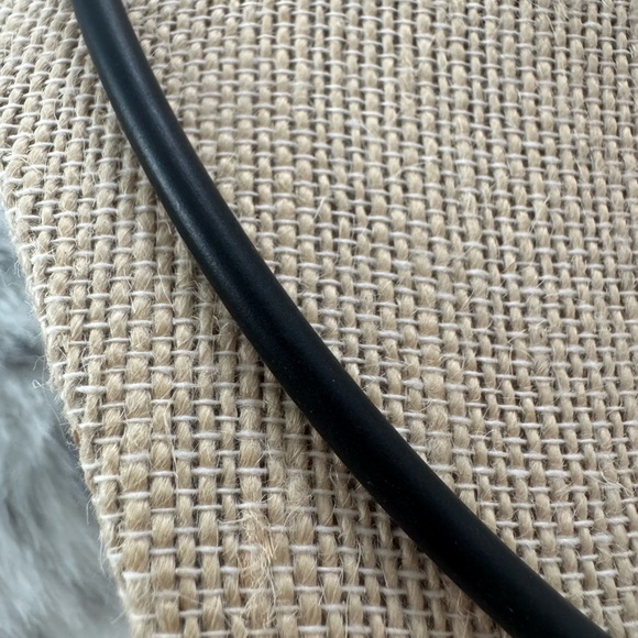 John Hardy .925 Kali Slide Black Rubber Cord Adjustable Necklace - Picture 3 of 7